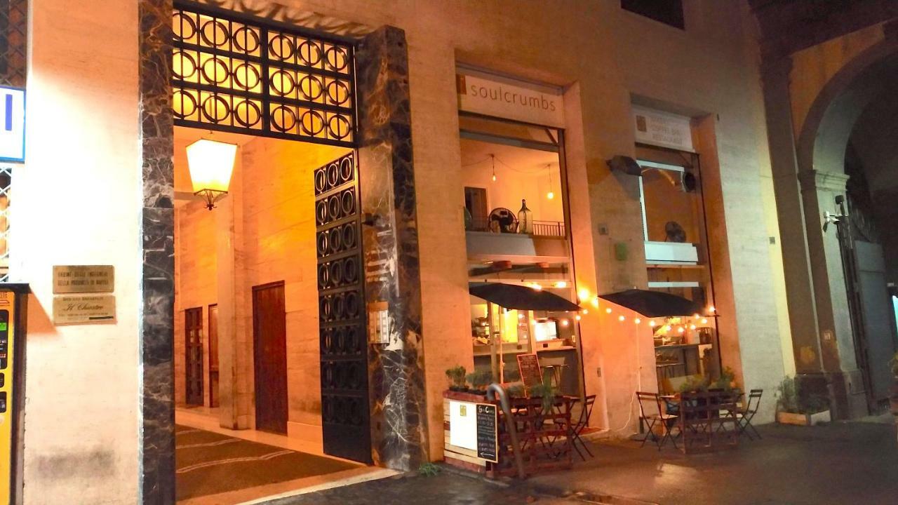 Mini Appartamento Al Chiostro Neapel Exterior foto